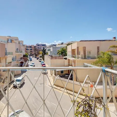 Spacious Serenity - Malta Near St Julians *