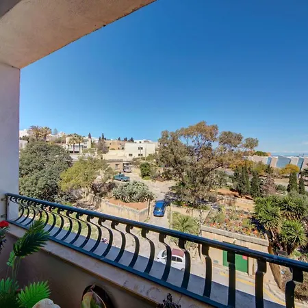 Apartment Spacious Serenity - Malta Near St Julians Is-Swieqi