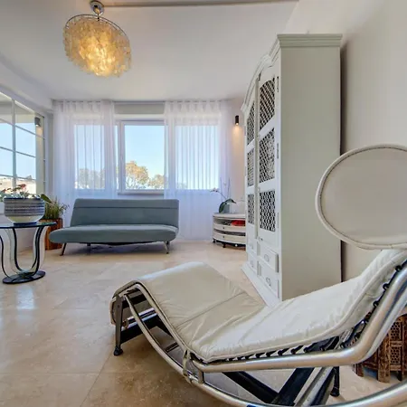 Apartment Spacious Serenity - Malta Near St Julians *